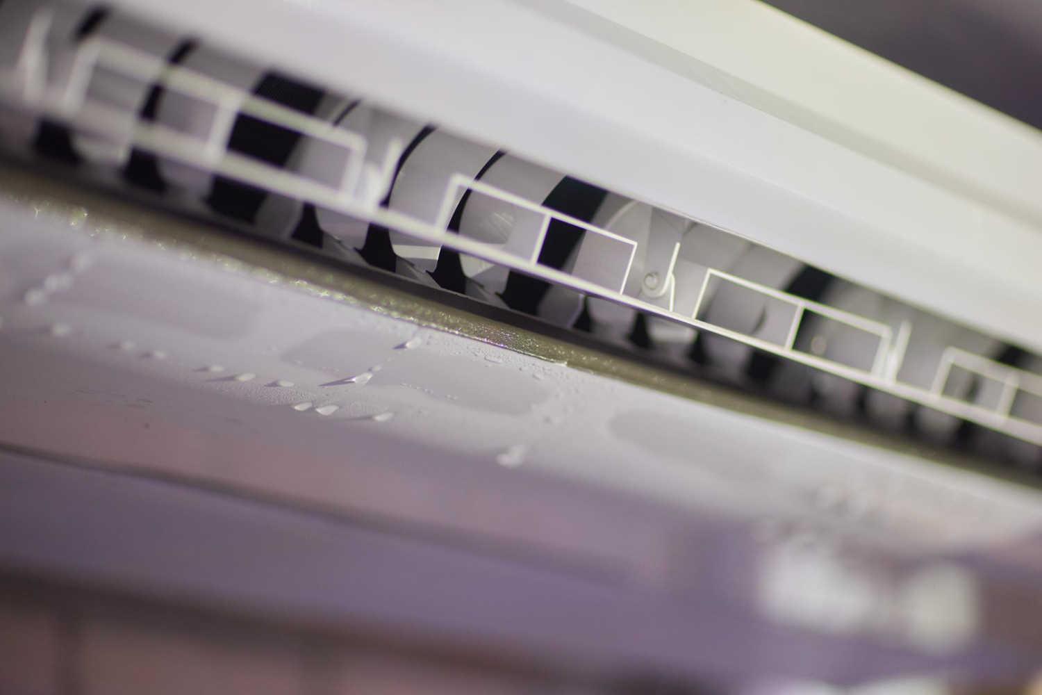 AC humidity